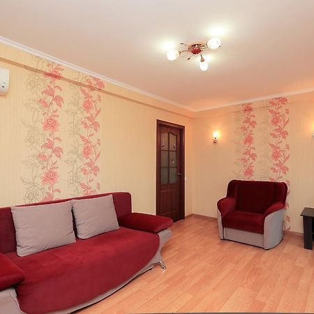 Apartment On Obolonskiy Prospect 12 Kiev Exterior foto